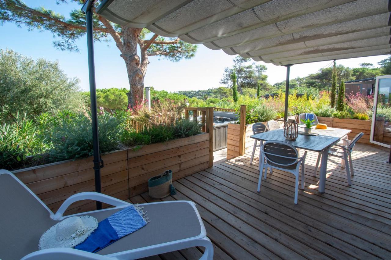 Camping Le Camp Du Domaine Bormes-les-Mimosas Room photo