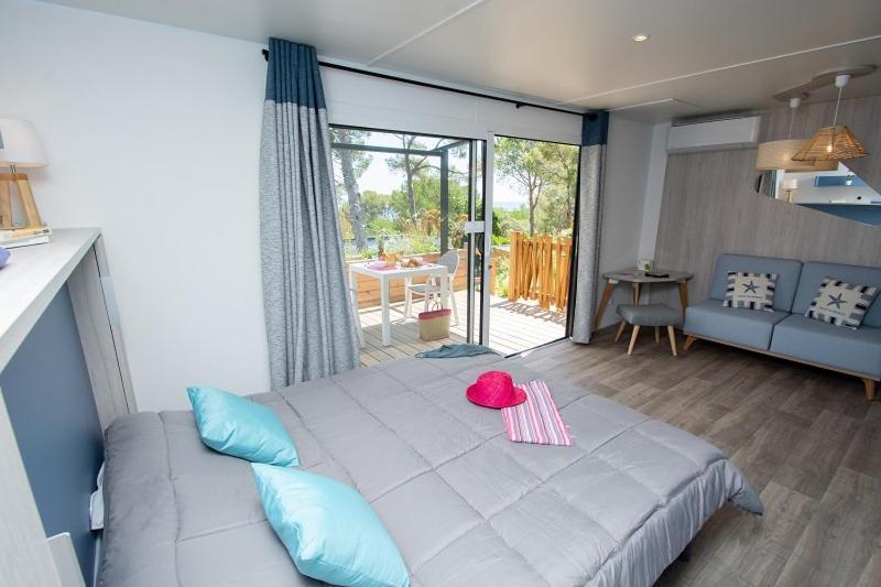 Camping Le Camp Du Domaine Bormes-les-Mimosas Room photo